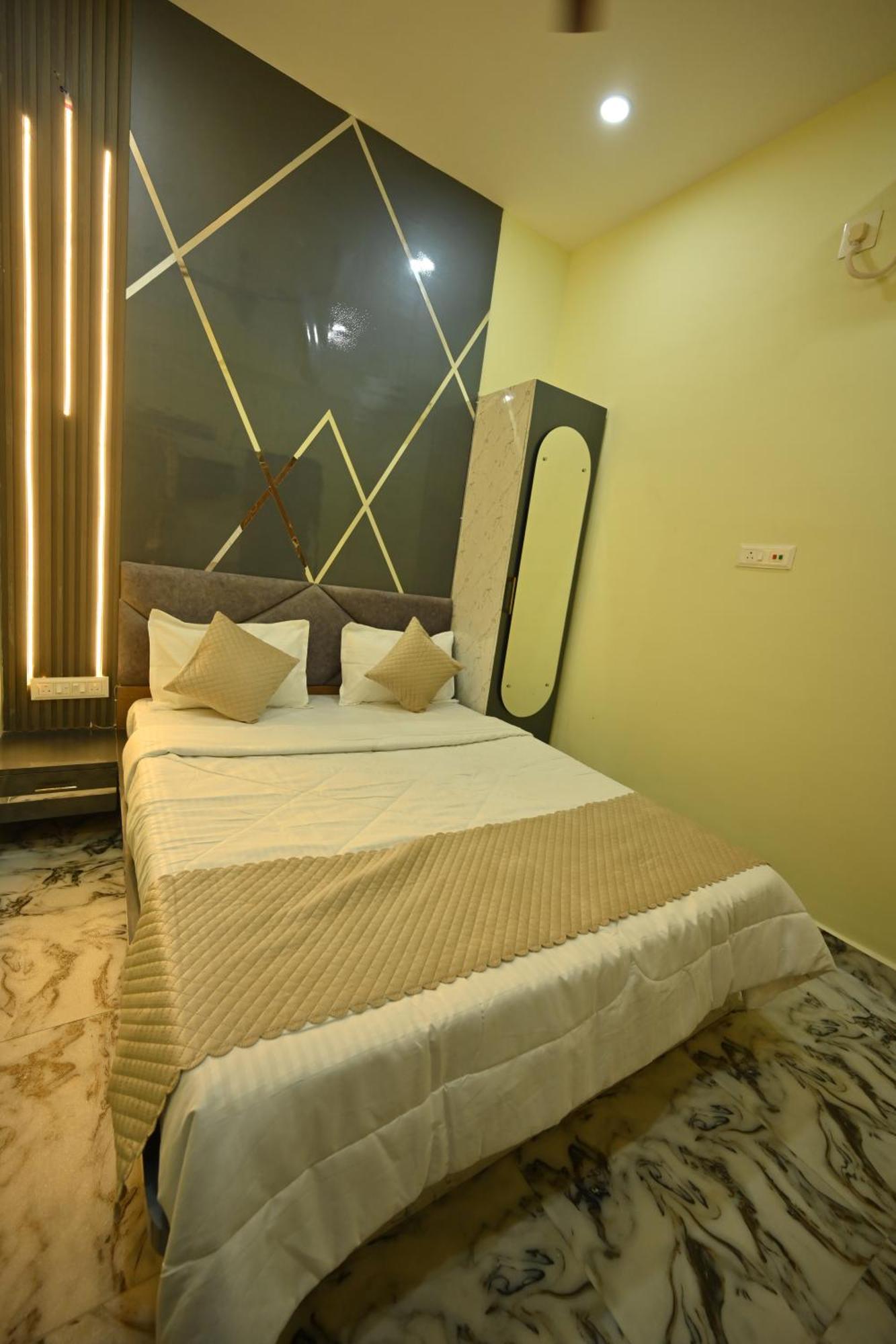 Hotel The Vintage Plaza Baripada Exteriér fotografie