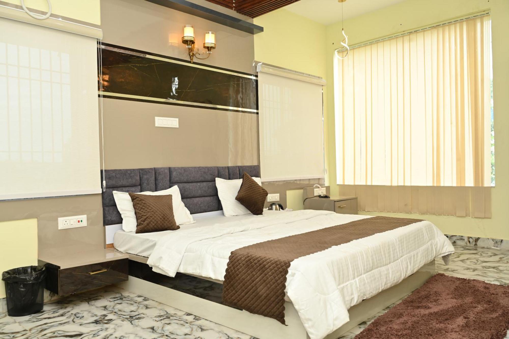 Hotel The Vintage Plaza Baripada Exteriér fotografie